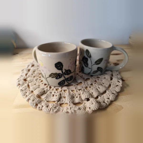 Matin Fleuri, pièce unique en grès faite main